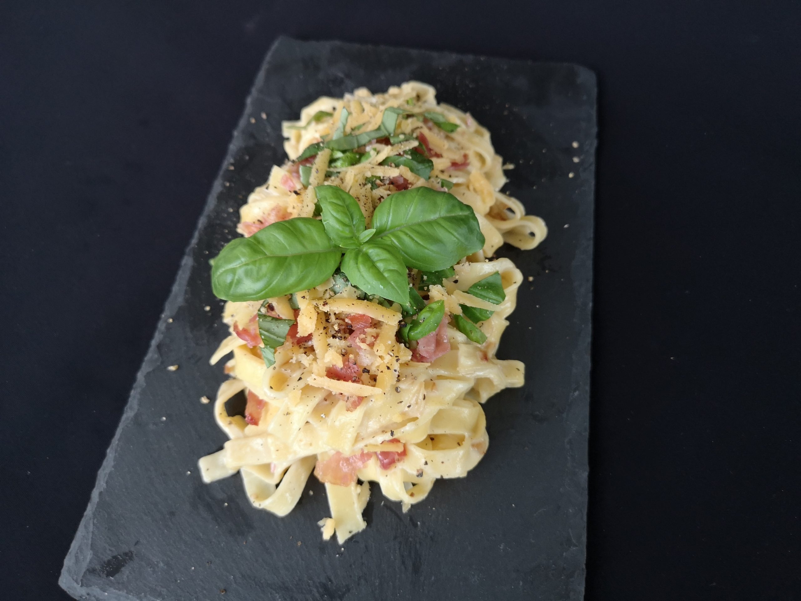 Moppaajan pasta carbonara
