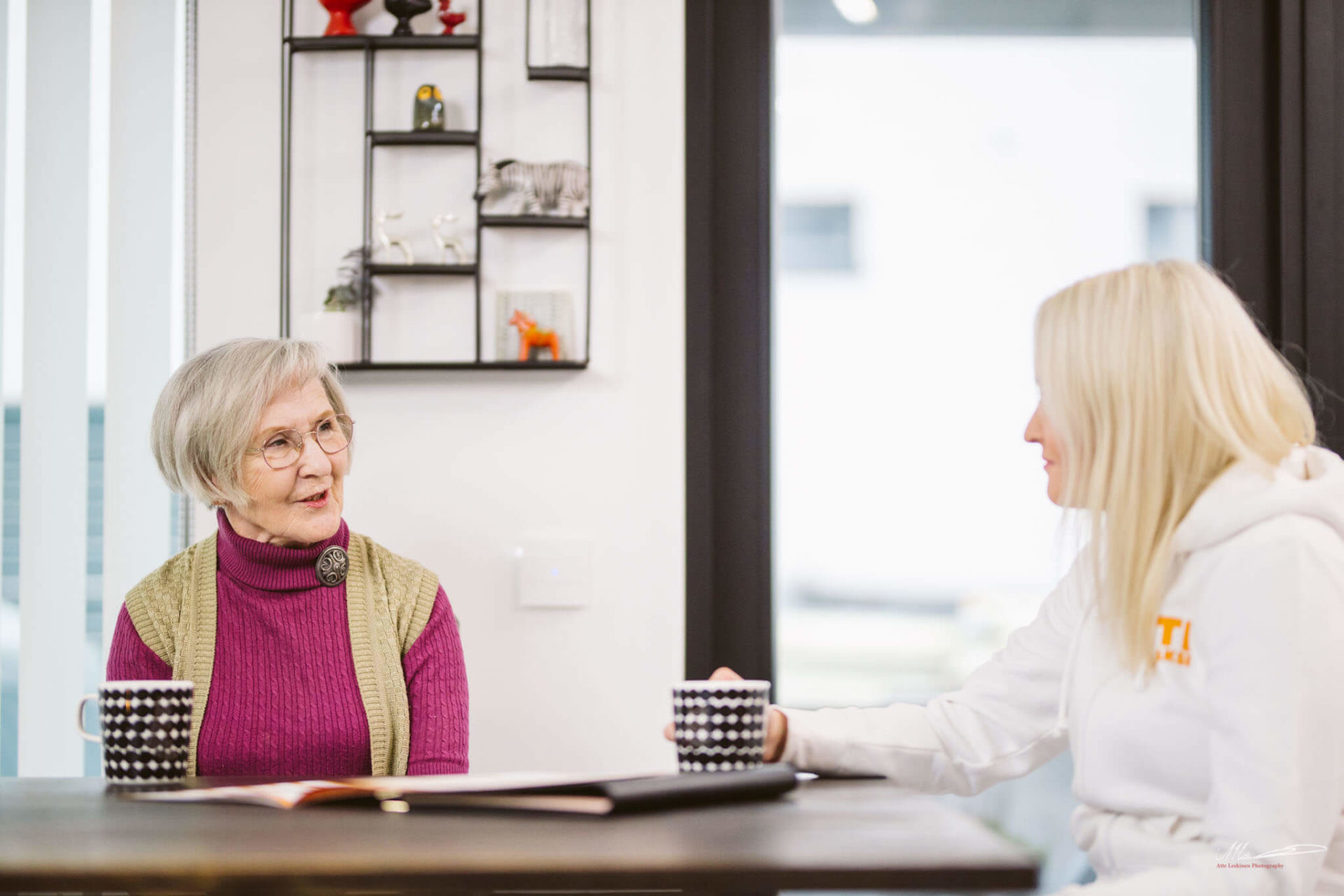 Puhelinmyynti pelaa ihmisen vahvuuksilla