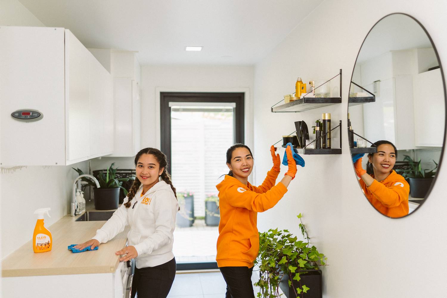 Lanseerasimme oman verkkokaupan – perinteinen ala digitalisoituu vauhdilla, mutta kaikkea ei voi korvata tekoälyllä