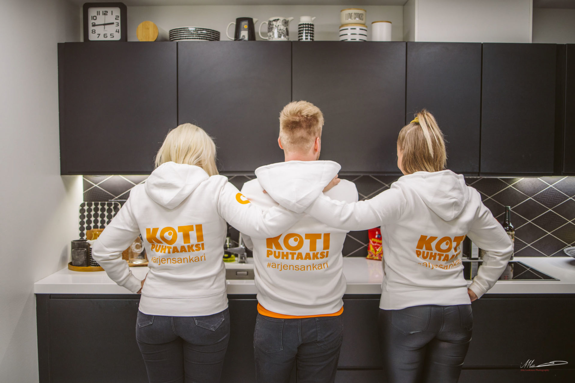 Millaista asiakashankkijan työ on käytännössä ja paljonko siitä saa palkkaa?